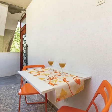 Apartamento San *